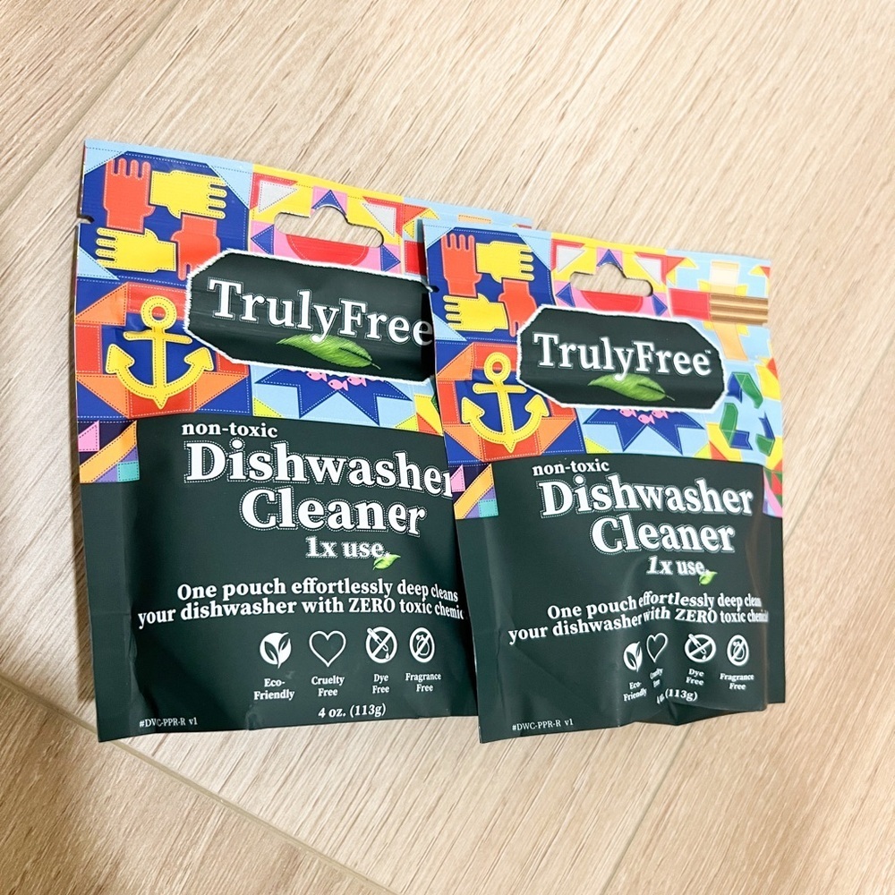 NWT TrulyFree Dishwasher Cleaner Non-Toxic Plant-Based Cleaner 2-Pack